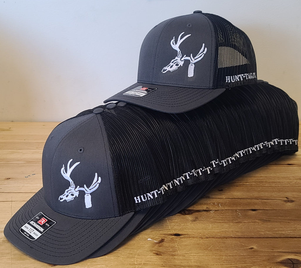 Hunt-Tag Buck Logo Hat
